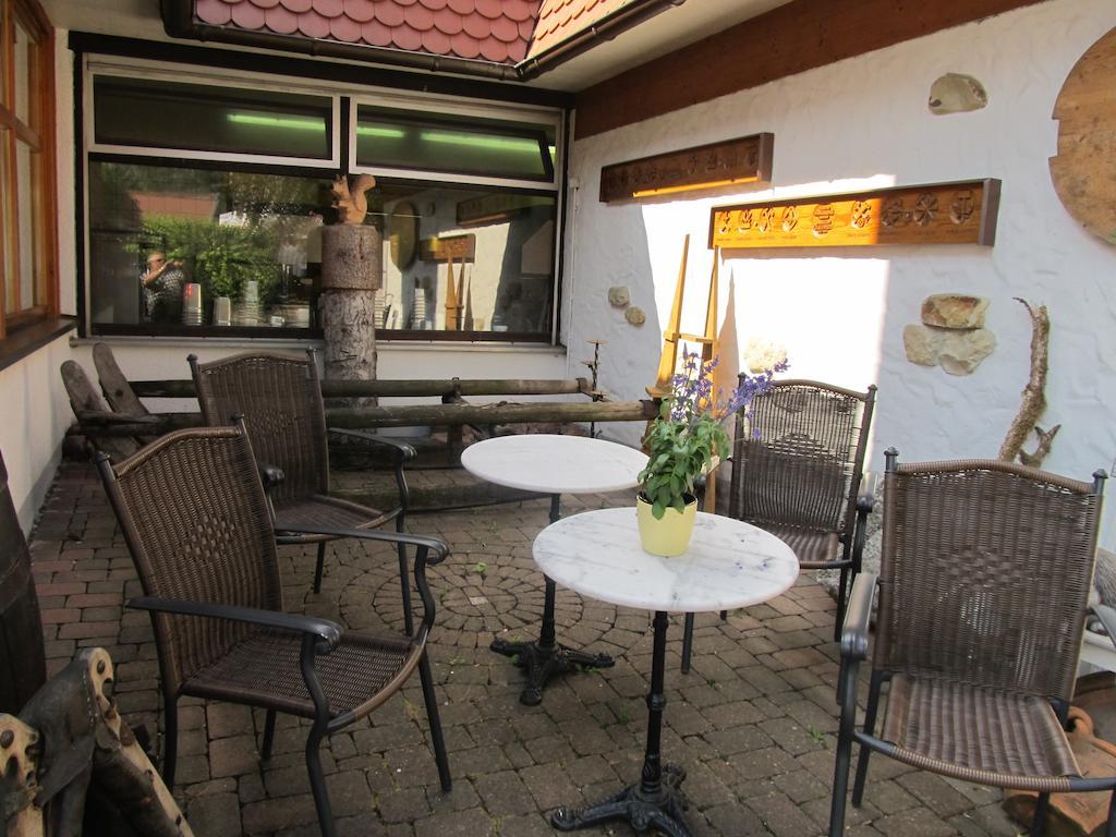 Hotel-Gasthof Hirschen Блумберг Екстериор снимка