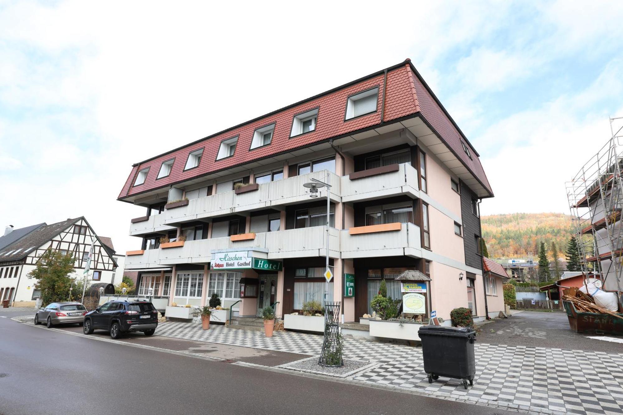 Hotel-Gasthof Hirschen Блумберг Екстериор снимка